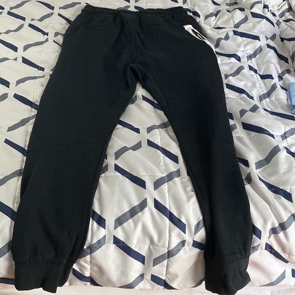 Black/White Nike tech pants - Picture 2 of 2